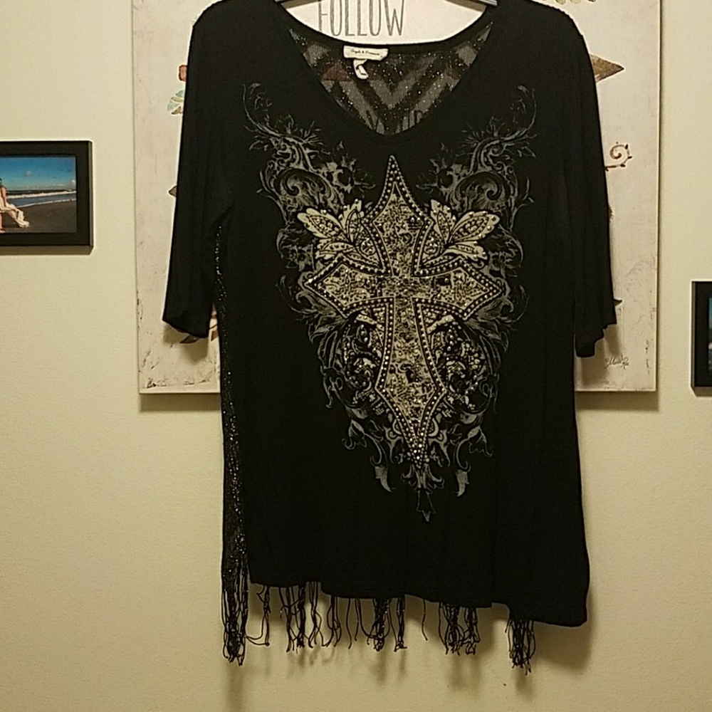 Quarter Sleeve Rhinestone Cross Top